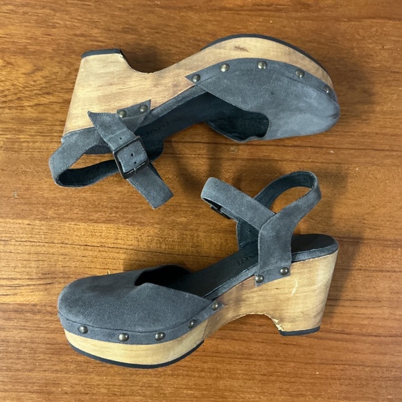 Cordani Womens Gray Suede Wooden Platform Sandals Size 39 US 8.5 Chunky Heel - Picture 2 of 8